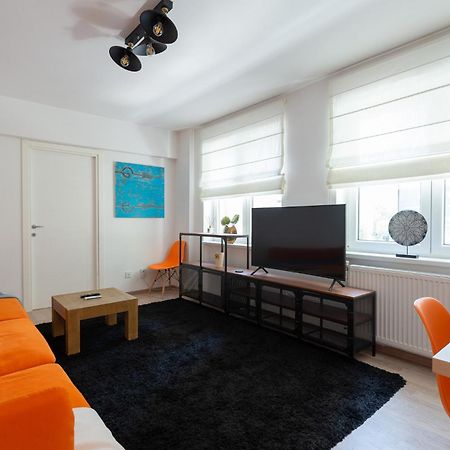 City Center-Cozy One Bedroom Apartment Bucharest Exterior photo